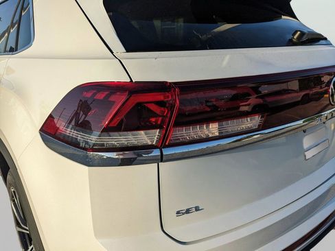New 2026 Volkswagen Atlas Cross Sport SEL Premium R-Line AWD/4WD image 12
