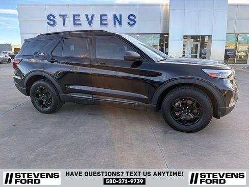 Used 2022 Ford Explorer Timberline image 2