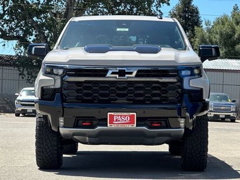 New 2026 Chevrolet Silverado 1500 ZR2 AWD/4WD image 12
