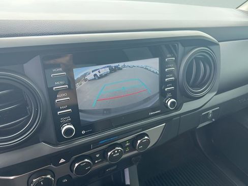 Used 2022 Toyota Tacoma SR image 14