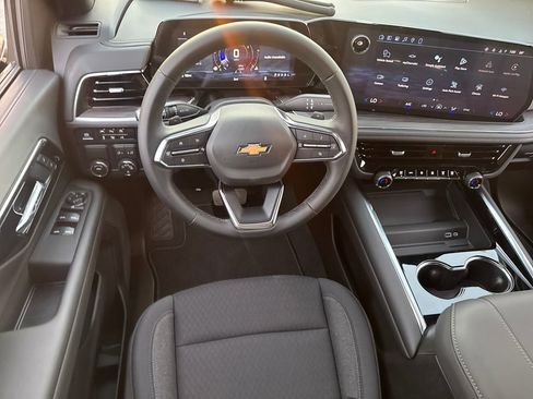 New 2026 Chevrolet Tahoe LS image 17