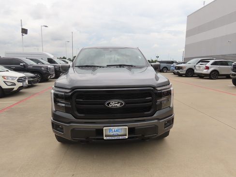 Used 2025 Ford F150 Lariat w/ Equipment Group 501A Mid AWD/4WD image 5
