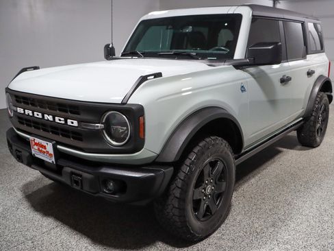 Used 2023 Ford Bronco Black Diamond AWD/4WD image 29