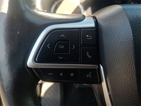 Used 2022 Toyota Highlander XSE image 21