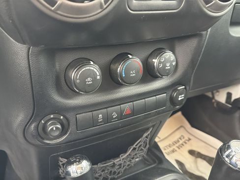 Used 2013 Jeep Wrangler Unlimited Sport image 24