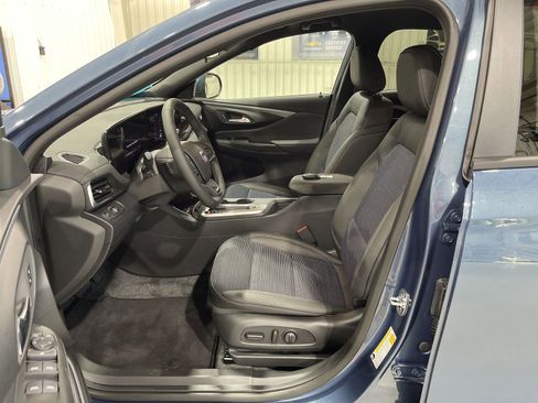 New 2025 Buick Envista Preferred w/ Convenience I Package image 2