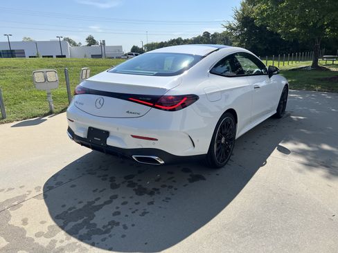 New 2027 Mercedes-Benz CLE 450 4MATIC Coupe image 9