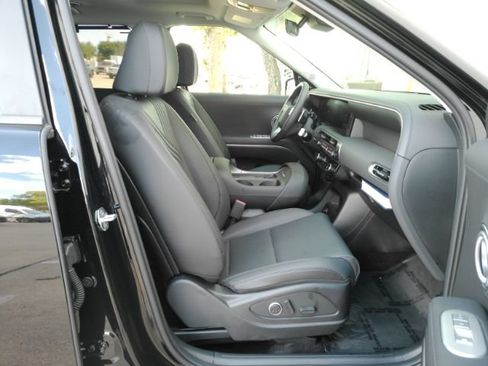 Used 2026 Hyundai Palisade SEL FWD image 23