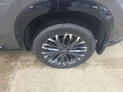 New 2026 Nissan Rogue Platinum image 12