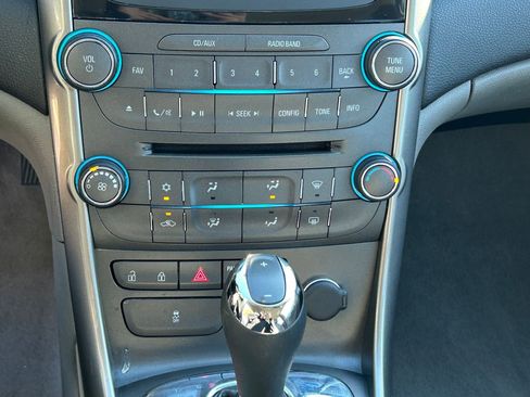 Used 2013 Chevrolet Malibu LS image 20