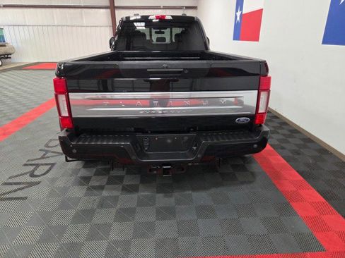 Used 2022 Ford F350 Platinum image 13