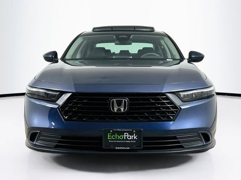 Used 2024 Honda Accord EX image 2