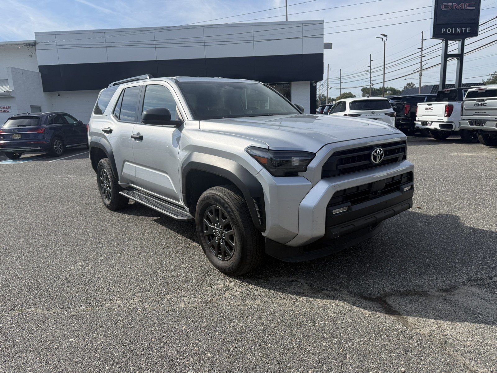 Used 2025 Toyota 4Runner SR5 AWD/4WD image 1