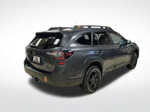 Certified 2022 Subaru Outback Wilderness image 6