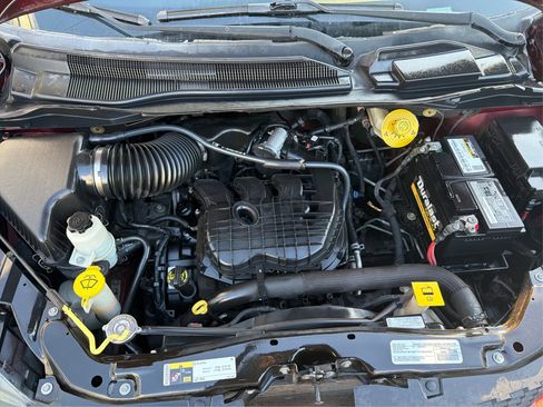 Used 2018 Dodge Grand Caravan GT FWD image 14