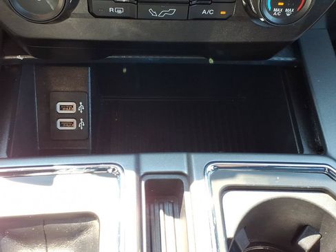 Used 2019 Ford F150 XLT w/ Equipment Group 302A Luxury AWD/4WD image 19