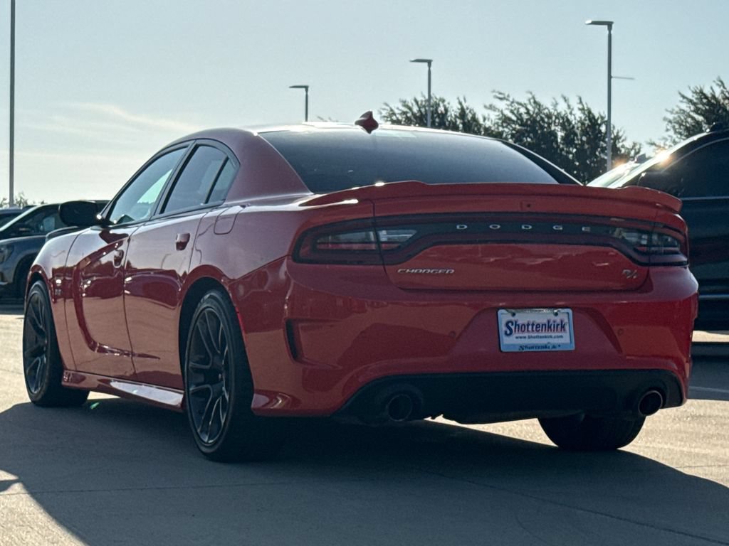 Used 2023 Dodge Charger R/T w/ Performance Handling Group RWD image 7