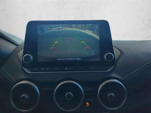 Used 2023 Nissan Sentra SV w/ Trunk Package image 18