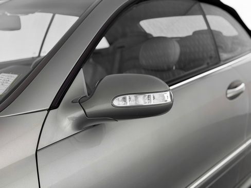 Used 2007 Mercedes-Benz CLK 550 Cabriolet image 37