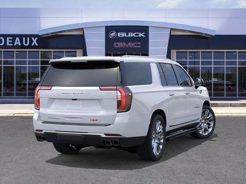 New 2026 GMC Yukon XL Denali w/ Denali Reserve Package image 52