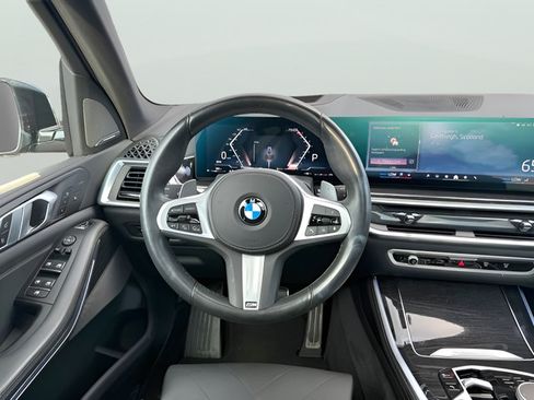 Used 2025 BMW X5 xDrive40i w/ M Sport Package AWD/4WD image 10