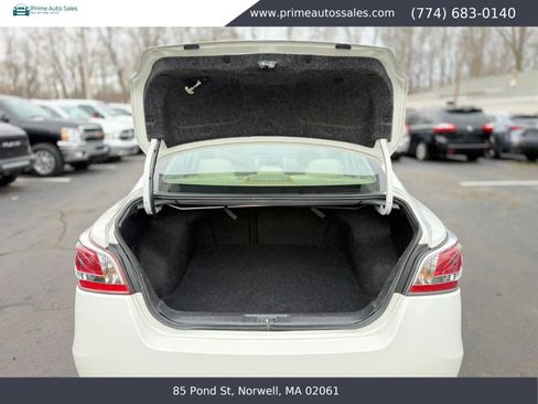 Used 2014 Nissan Altima 2.5 SV w/ Convenience Package image 9