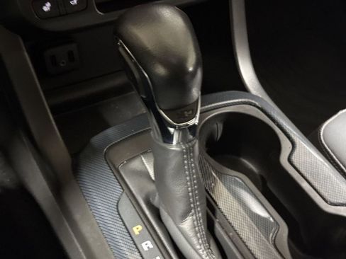 Used 2022 Chevrolet Colorado Z71 image 17