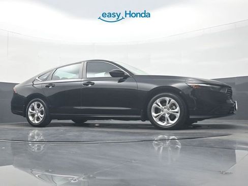 Used 2023 Honda Accord LX image 27