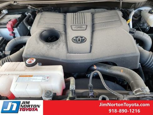 Used 2024 Toyota Tundra Limited image 32