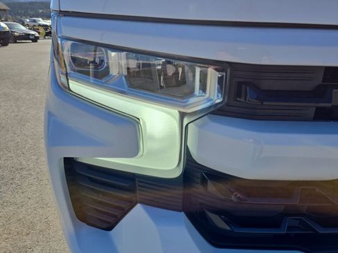 Used 2024 Chevrolet Silverado 1500 RST w/ Z71 Off-Road Package image 21