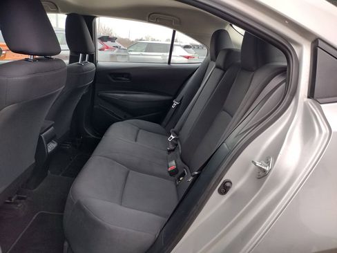 Used 2024 Toyota Corolla LE FWD image 7