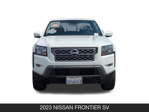 Used 2023 Nissan Frontier SV w/ SV Convenience Package RWD image 4