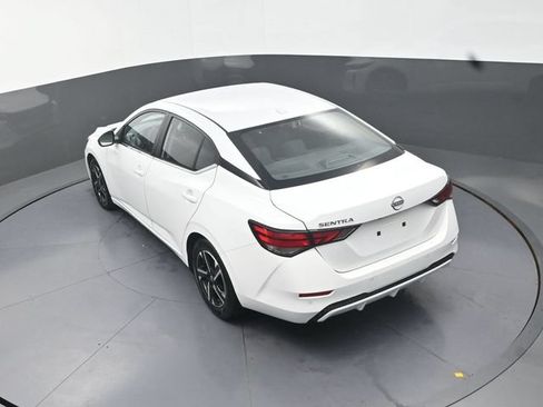 Used 2025 Nissan Sentra SV FWD image 27