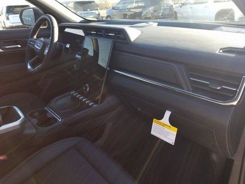 New 2026 GMC Terrain Elevation w/ Elevation Premium Package image 14