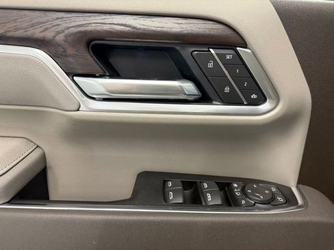 New 2026 GMC Sierra 2500 SLT w/ SLT Premium Package image 14
