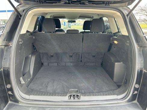 Used 2017 Ford Escape SE image 25