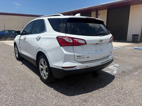 Used 2018 Chevrolet Equinox Premier FWD image 5