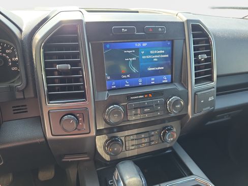 Used 2020 Ford F150 XLT w/ Equipment Group 302A Luxury AWD/4WD image 6