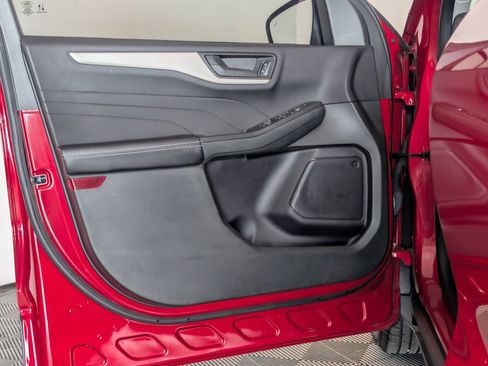 Certified 2022 Ford Escape SE w/ Convenience Package image 23