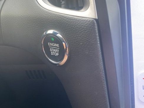 Used 2022 Ford Edge SEL w/ Convenience Package image 26