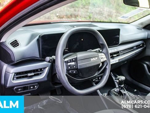 Used 2025 Kia K4 FWD image 29