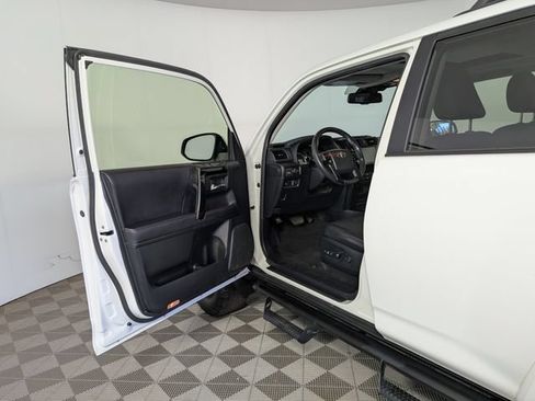 Used 2023 Toyota 4Runner TRD Pro AWD/4WD image 18