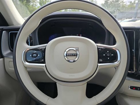 Used 2024 Volvo XC60 B5 Core w/ Protection Package Premier AWD/4WD image 24