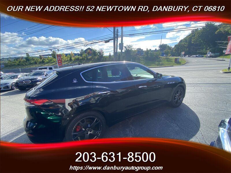 Used 2021 Maserati Levante AWD/4WD image 7