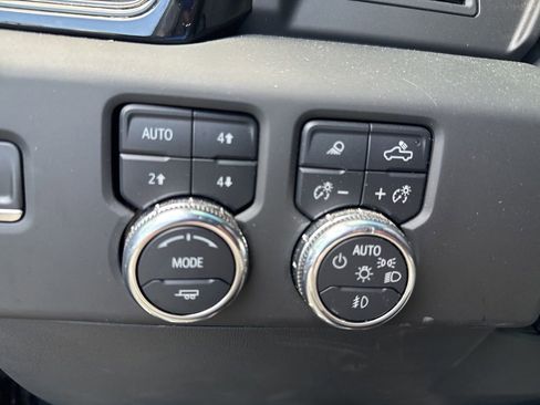 Used 2023 GMC Sierra 1500 AT4 w/ AT4 Premium Package AWD/4WD image 22