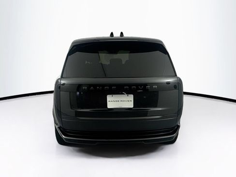 Used 2025 Land Rover Range Rover SE AWD/4WD image 6