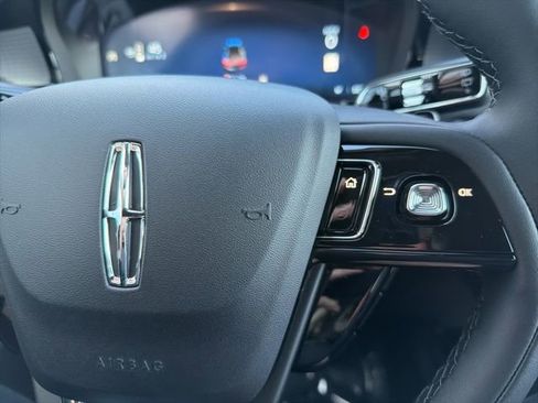 New 2026 Lincoln Corsair Premiere image 15