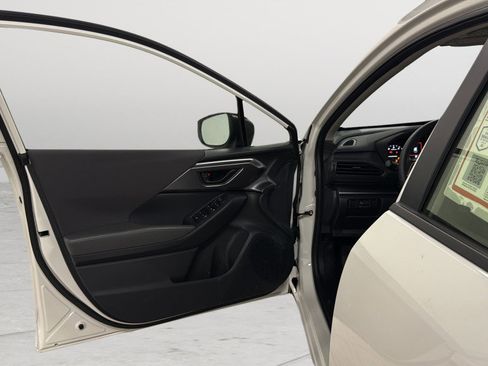 Certified 2025 Subaru Impreza 2.0i image 13