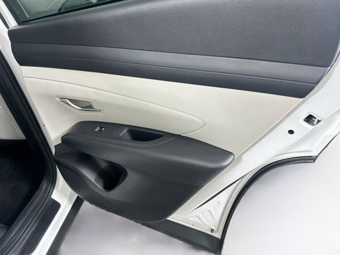 Used 2025 Hyundai Tucson SEL FWD image 29