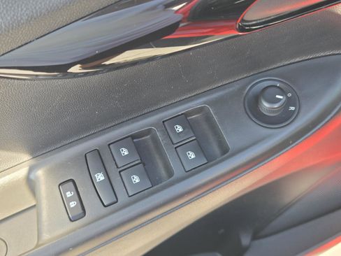 Used 2021 Chevrolet Spark LT image 19